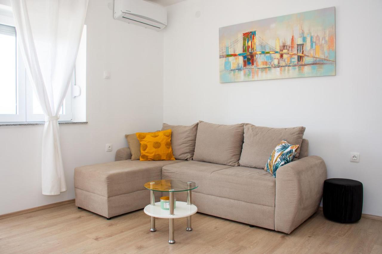 Tomic Apartment Novi Vinodolski Luaran gambar