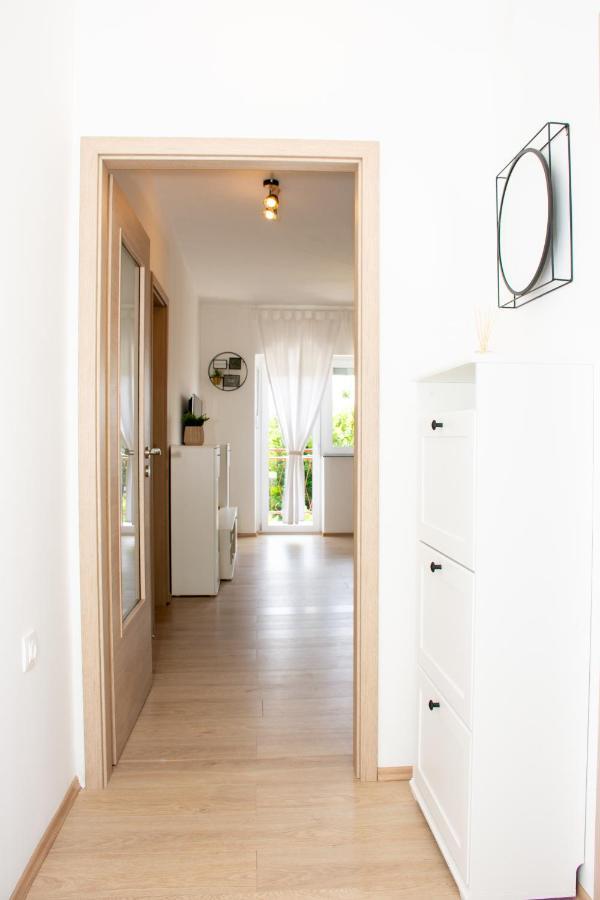 Tomic Apartment Novi Vinodolski Luaran gambar